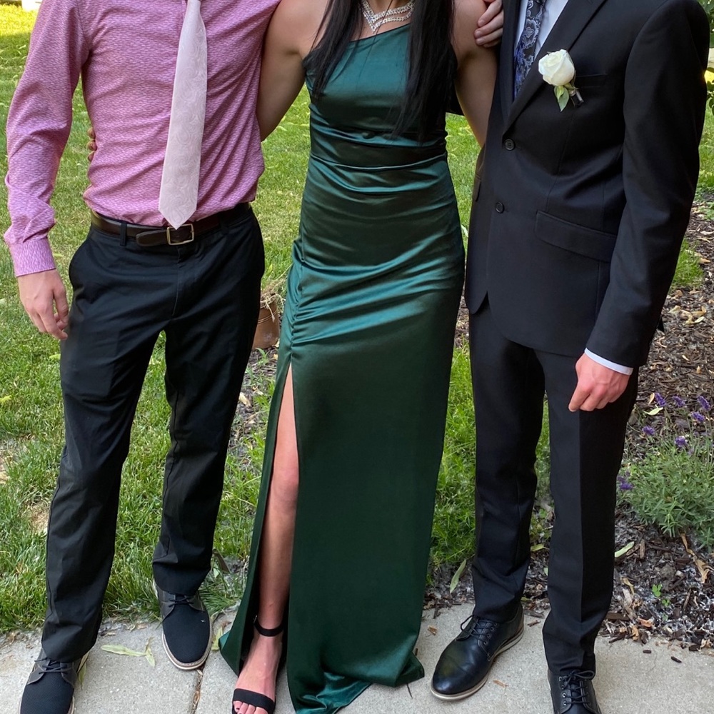 Mermaid One-Shoulder Slit Dress